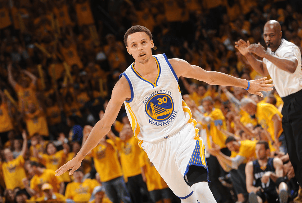 AYX SPORTS勇士核心球员伤退，球队未来走势成疑，决定进行主要都是这个.