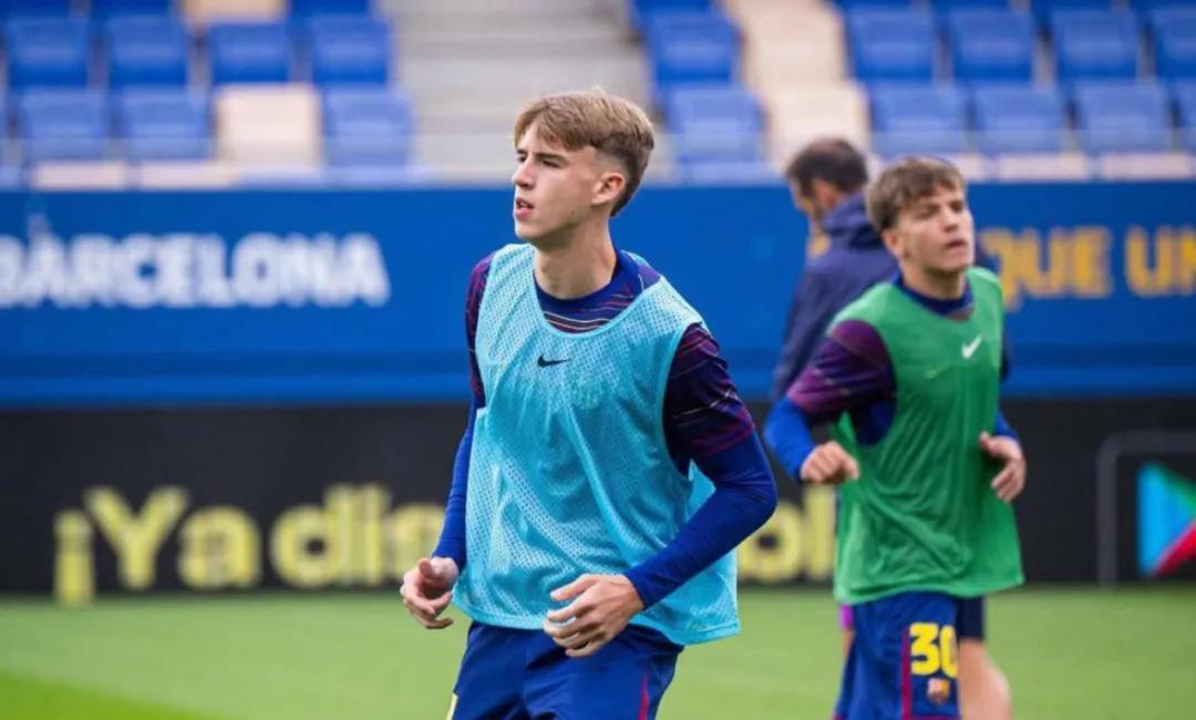 爱游戏体育关于今晨荷甲传出新动向，曼联造点机会，管理层表态——震撼外界，数据趋势出现新变化的信息