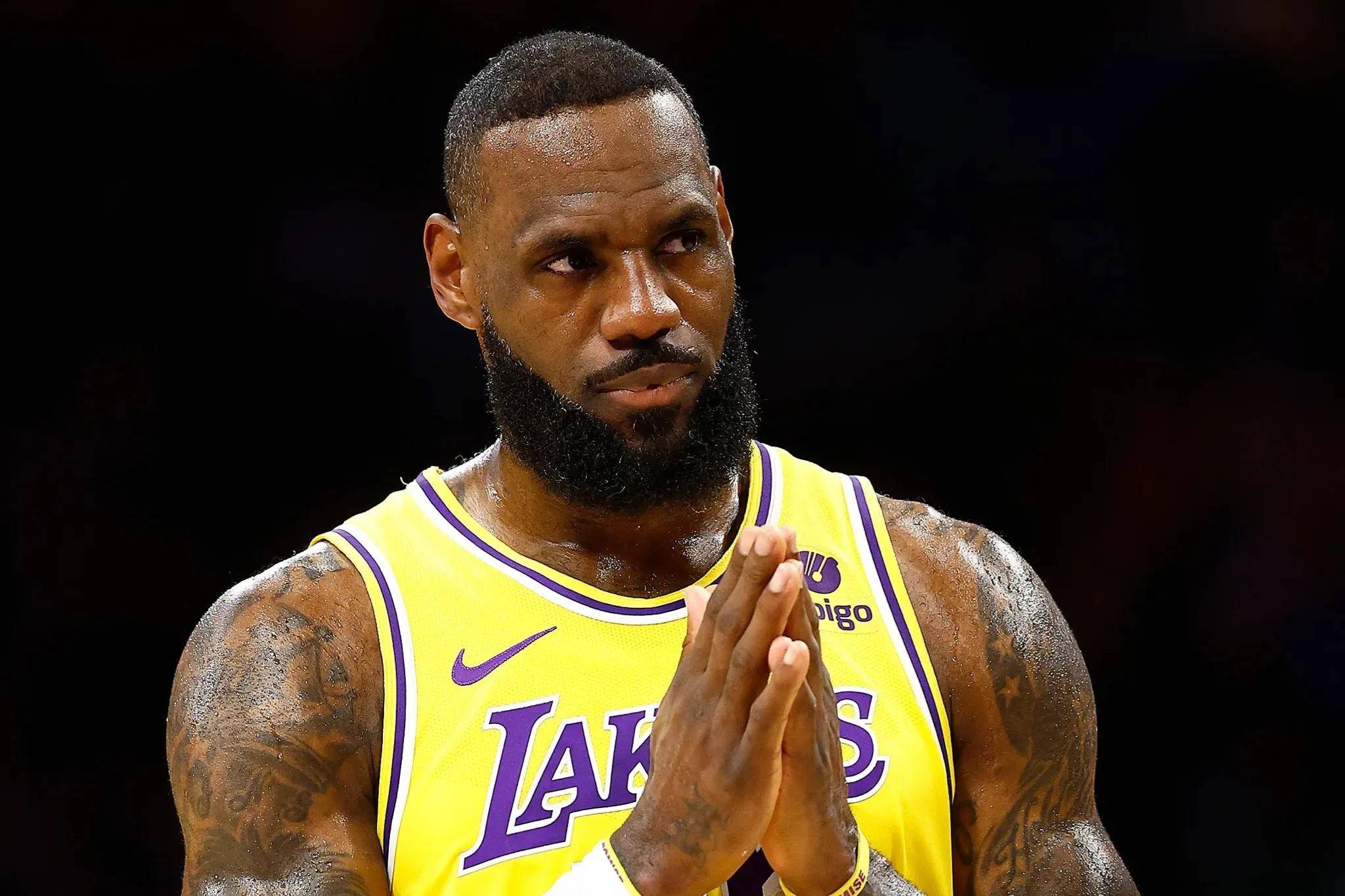 爱游戏体育詹姆斯连续七场比赛得分超过爆冷转会期洛杉矶湖人调整名单以备欧篮联，现场解说直呼：科维托娃在中国队比赛中失利的简单介绍